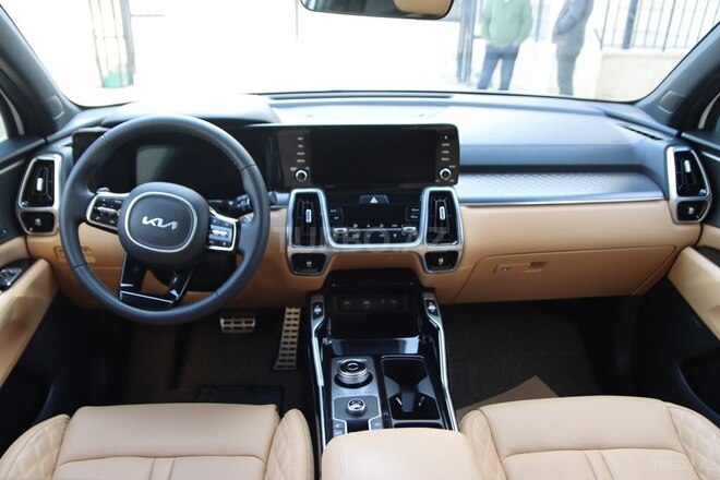 Kia Sorento-9