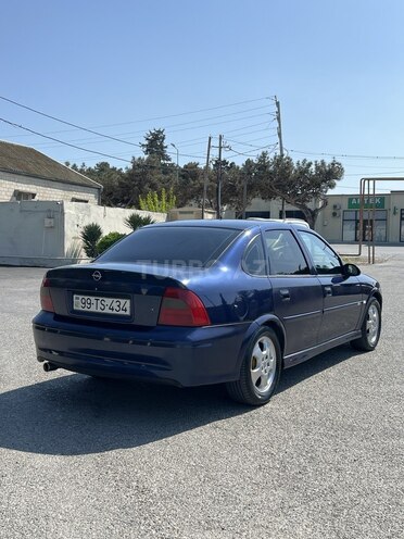 Opel Vectra 1999, 385,000 km - 1.6 l - Bakı