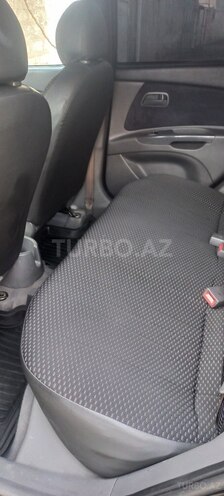 Kia Rio 2008, 353,000 km - 1.4 l - Qax