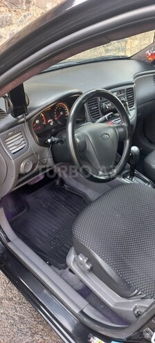 Kia Rio 2008, 353,000 km - 1.4 l - Qax