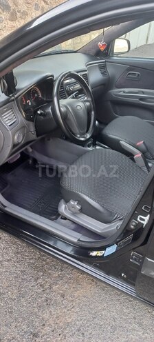 Kia Rio 2008, 353,000 km - 1.4 l - Qax