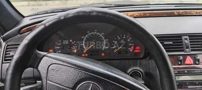 Mercedes C 230 1997, 360,000 km - 2.3 л - Ağdaş