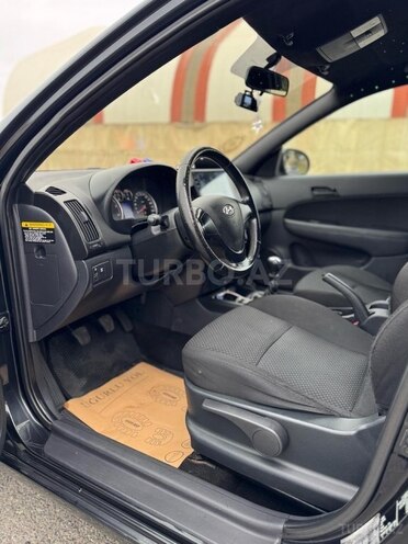 Hyundai i30 2009, 320,000 km - 1.6 l - Bakı