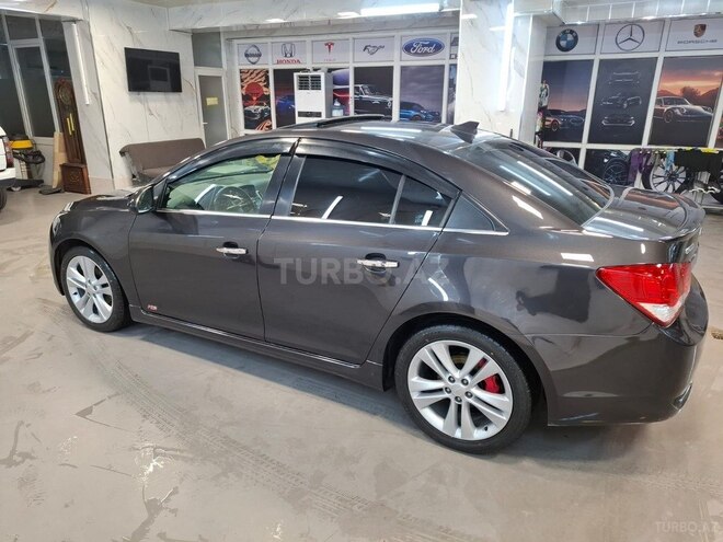 Chevrolet Cruze 2015, 337,962 km - 1.4 л - Bakı