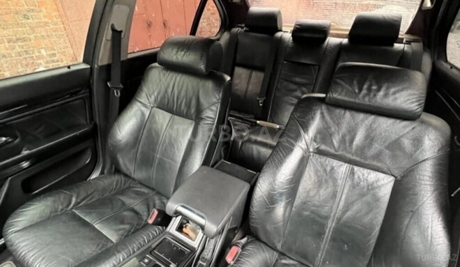 BMW 525 2002, 320,000 km - 2.5 l - Bakı