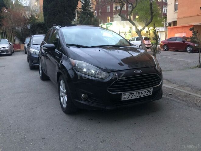 Ford Fiesta 2015, 120,057 km - 1.6 l - Bakı