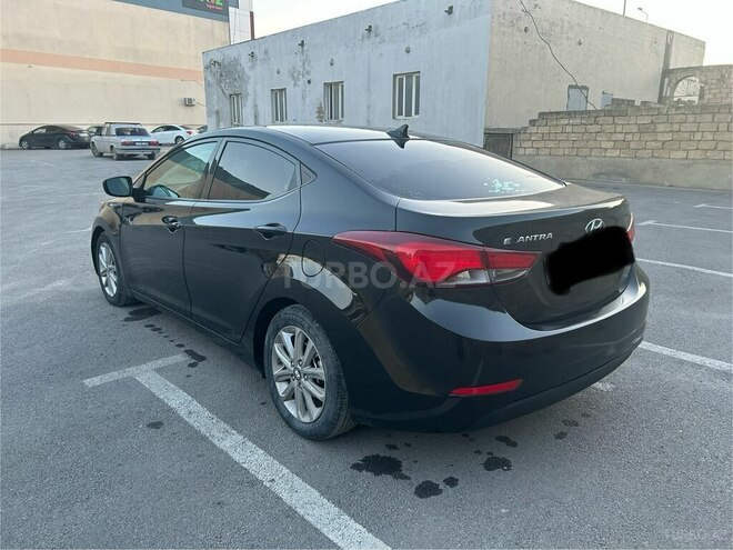 Hyundai Elantra 2015, 116,116 km - 1.8 l - Bakı