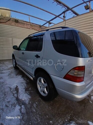 Mercedes ML 320 4MATIC 2001, 285,322 km - 3.2 л - Bakı