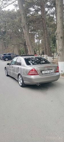 Mercedes C 250 2006, 186,000 km - 2.5 л - Bakı