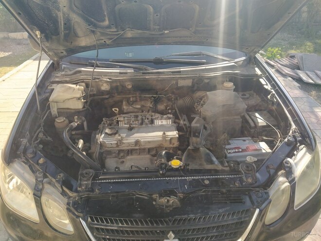 Mitsubishi Airtrek 2002, 398,000 km - 2.0 л - Beyləqan