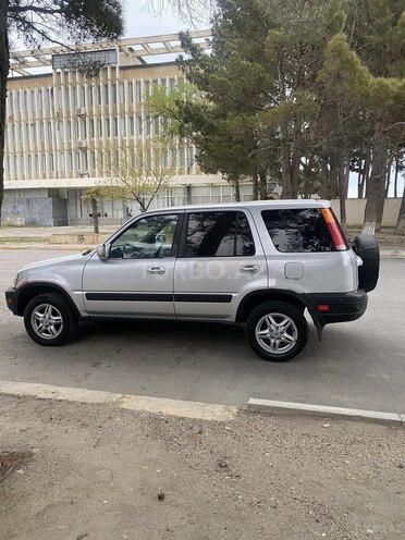 Honda CR-V 2001, 320,000 km - 2.0 l - Sumqayıt