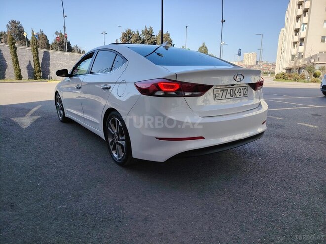 Hyundai Elantra 2016, 123,000 km - 2.0 l - Bakı