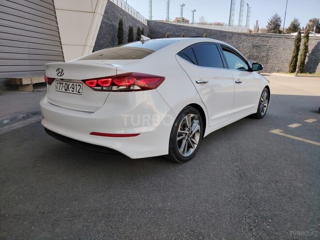 Hyundai Elantra 2016, 123,000 km - 2.0 l - Bakı