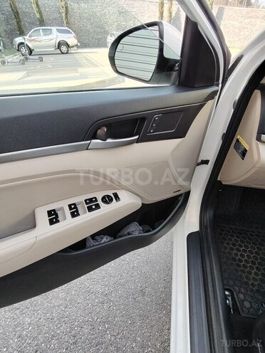 Hyundai Elantra 2016, 123,000 km - 2.0 l - Bakı