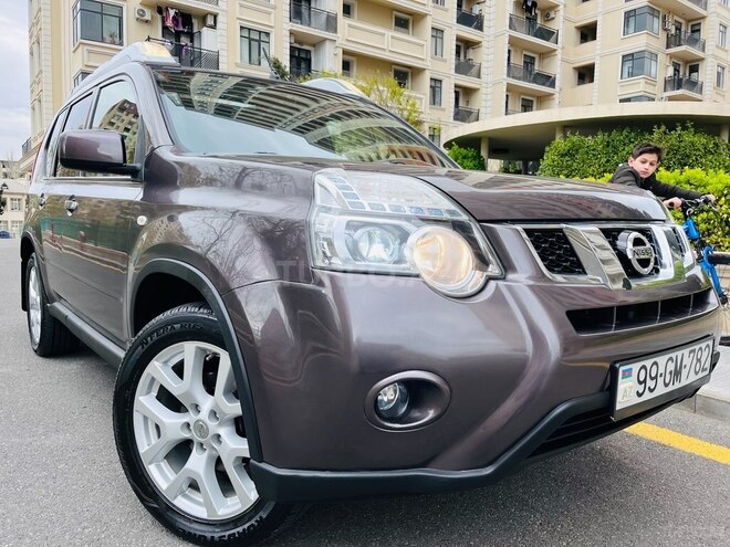 Nissan X-Trail 2013, 130,000 km - 2.5 l - Bakı