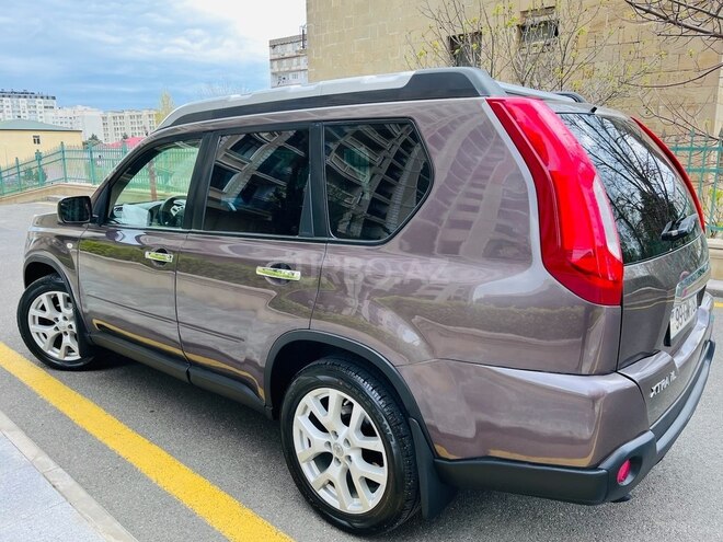 Nissan X-Trail 2013, 130,000 km - 2.5 l - Bakı