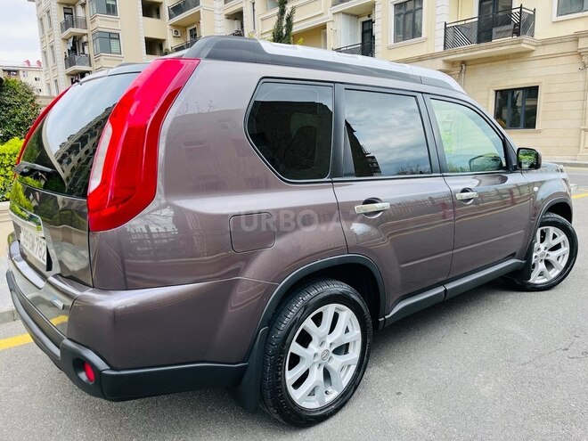 Nissan X-Trail 2013, 130,000 km - 2.5 l - Bakı