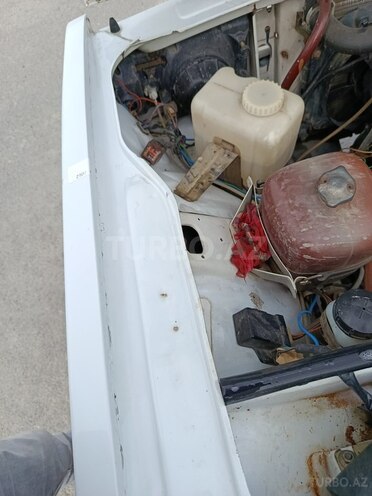 LADA (VAZ) 2107 2005, 82,000 km - 1.6 l - Yevlax