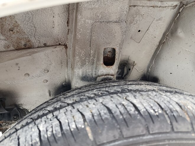 LADA (VAZ) 2107 2005, 82,000 km - 1.6 l - Yevlax
