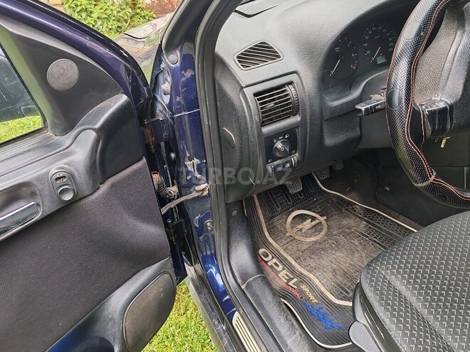 Opel Astra 1999, 350,000 km - 1.6 l - Zaqatala