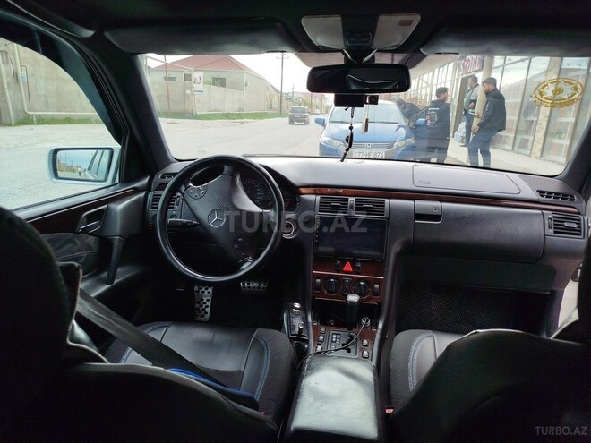 Mercedes E 200 1997, 111,000 km - 2.0 l - Bakı