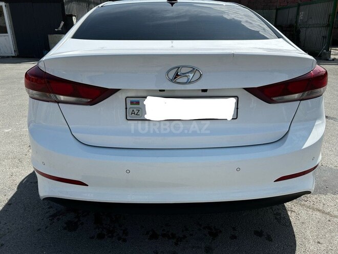 Hyundai Avante 2017, 174,000 km - 1.6 л - Bakı