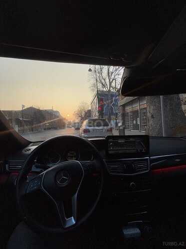 Mercedes E 220 d 2012, 203,000 km - 2.2 l - Gəncə