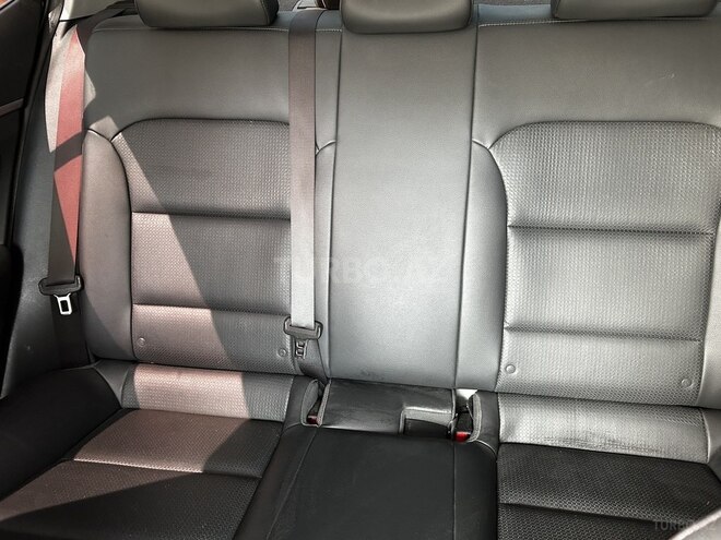 Hyundai Avante 2017, 174,000 km - 1.6 л - Bakı