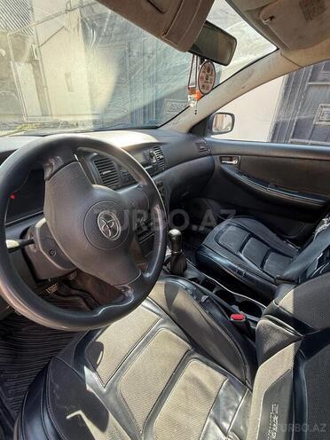 Toyota Corolla 2005, 270,000 km - 1.4 l - Bakı