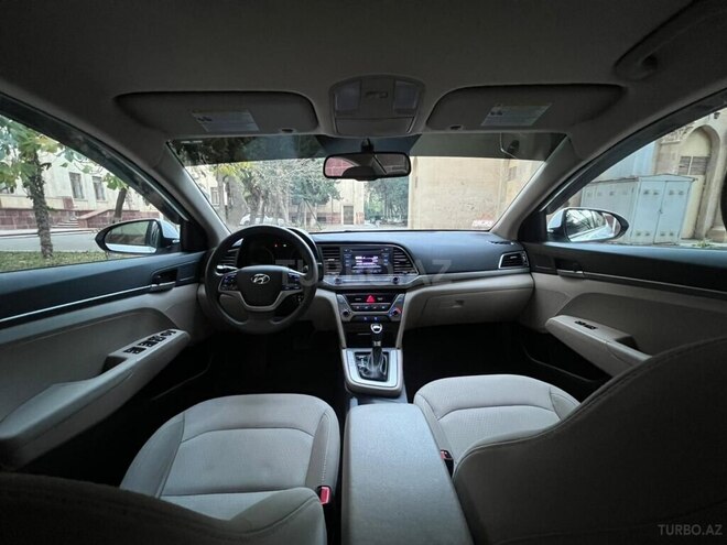Hyundai Elantra 2017, 124,800 km - 2.0 l - Bakı