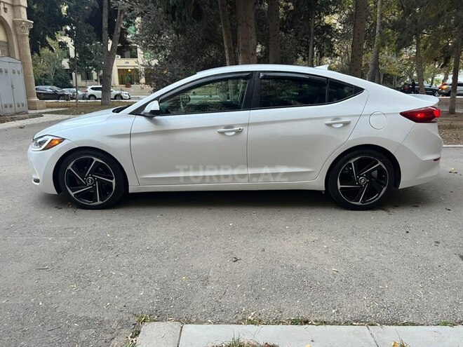 Hyundai Elantra 2017, 124,800 km - 2.0 l - Bakı
