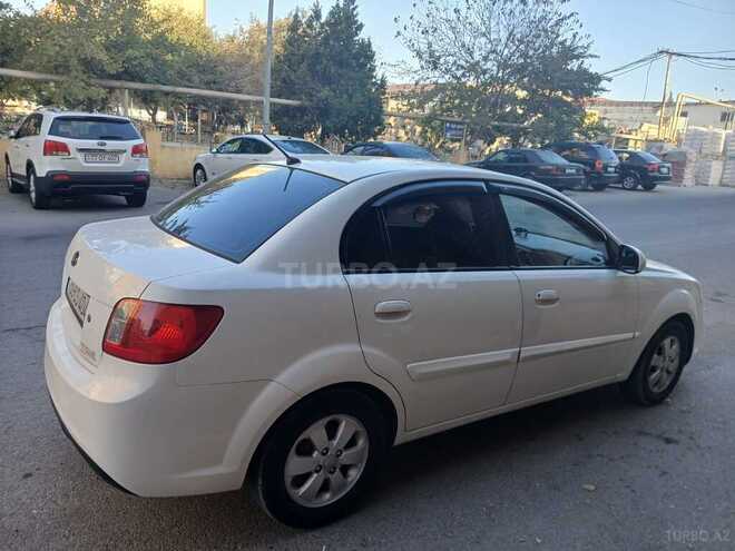 Kia Rio 2011, 255,000 km - 1.4 l - Sumqayıt