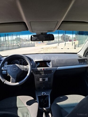Opel Astra 2006, 600,400 km - 1.9 l - Bakı
