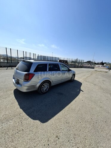 Opel Astra 2006, 600,400 km - 1.9 l - Bakı
