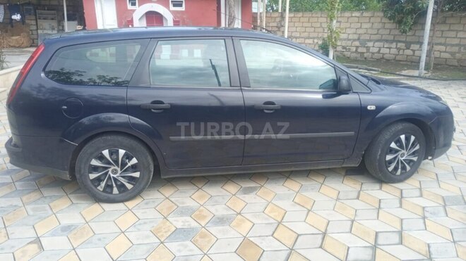 Ford Focus 2005, 225,000 km - 1.6 l - Gəncə