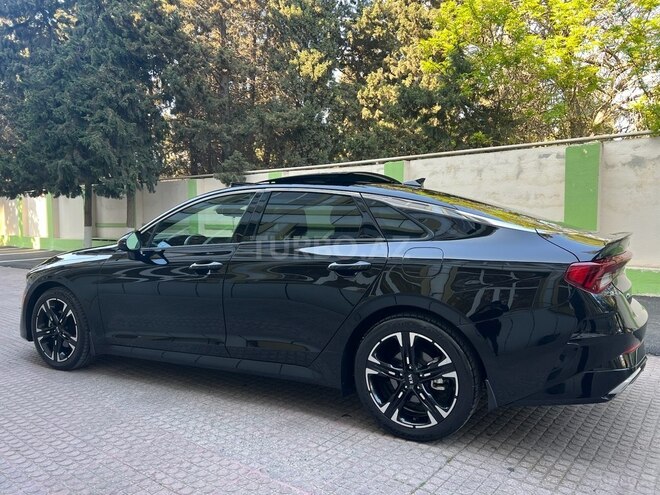 Kia K5-7
