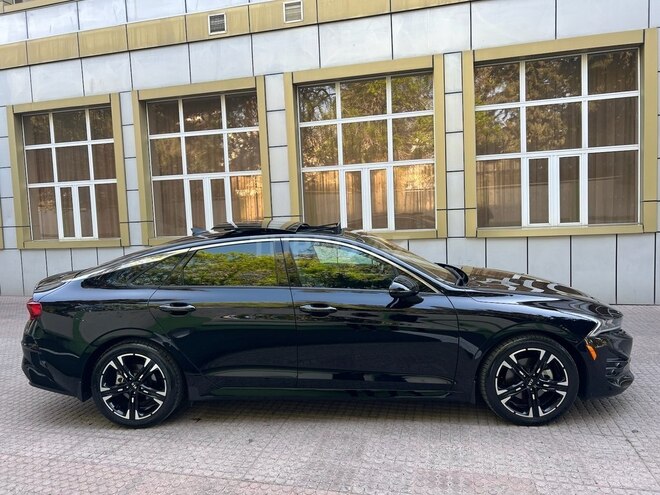 Kia K5-10