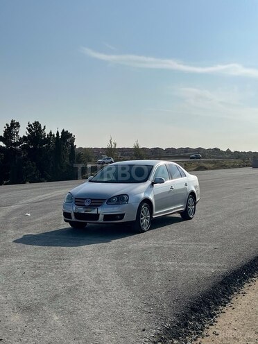 Volkswagen Jetta-4