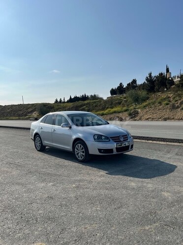 Volkswagen Jetta-5