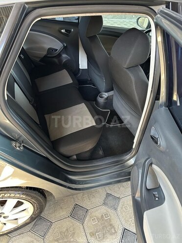 SEAT Ibiza-9
