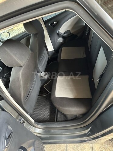 SEAT Ibiza-10