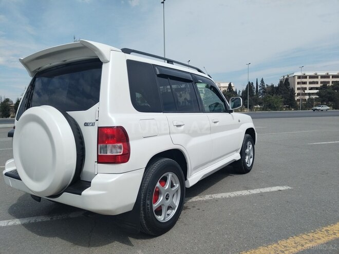 Mitsubishi Pajero io 2003, 235,433 km - 2.0 л - Gəncə