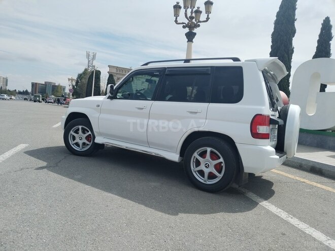 Mitsubishi Pajero io 2003, 235,433 km - 2.0 л - Gəncə