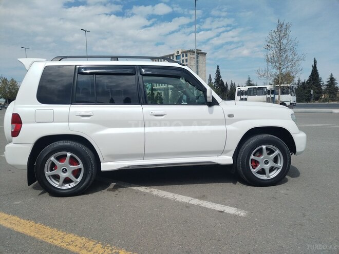 Mitsubishi Pajero io 2003, 235,433 km - 2.0 л - Gəncə