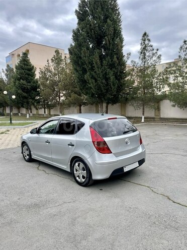 Hyundai i30 2011, 225,000 km - 1.4 l - Şirvan