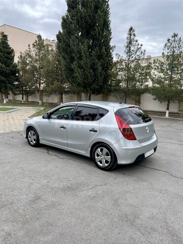 Hyundai i30 2011, 225,000 km - 1.4 l - Şirvan