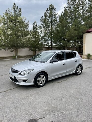 Hyundai i30 2011, 225,000 km - 1.4 l - Şirvan