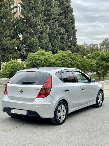 Hyundai i30 2011, 225,000 km - 1.4 l - Şirvan