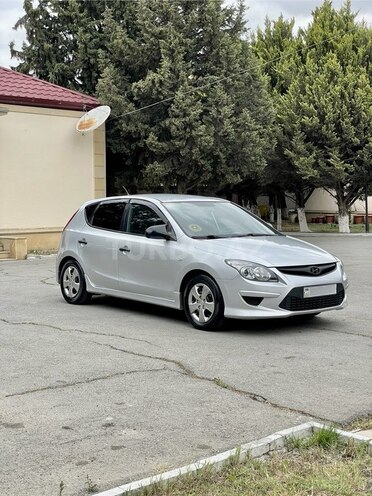 Hyundai i30 2011, 225,000 km - 1.4 l - Şirvan