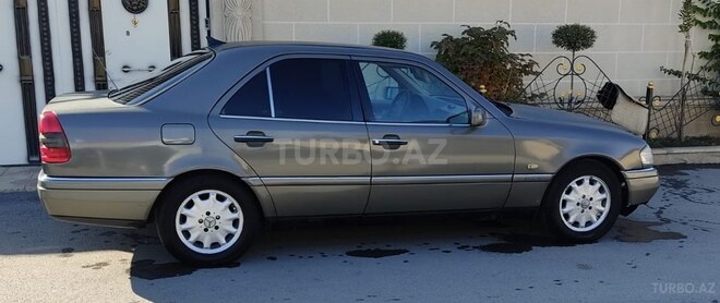 Mercedes C 200 1994, 250,000 km - 2.0 l - Gəncə